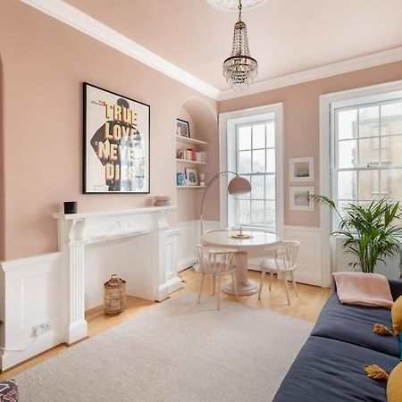 Stylish Central Apartment With Parking - Garden And Workspace Бат Экстерьер фото